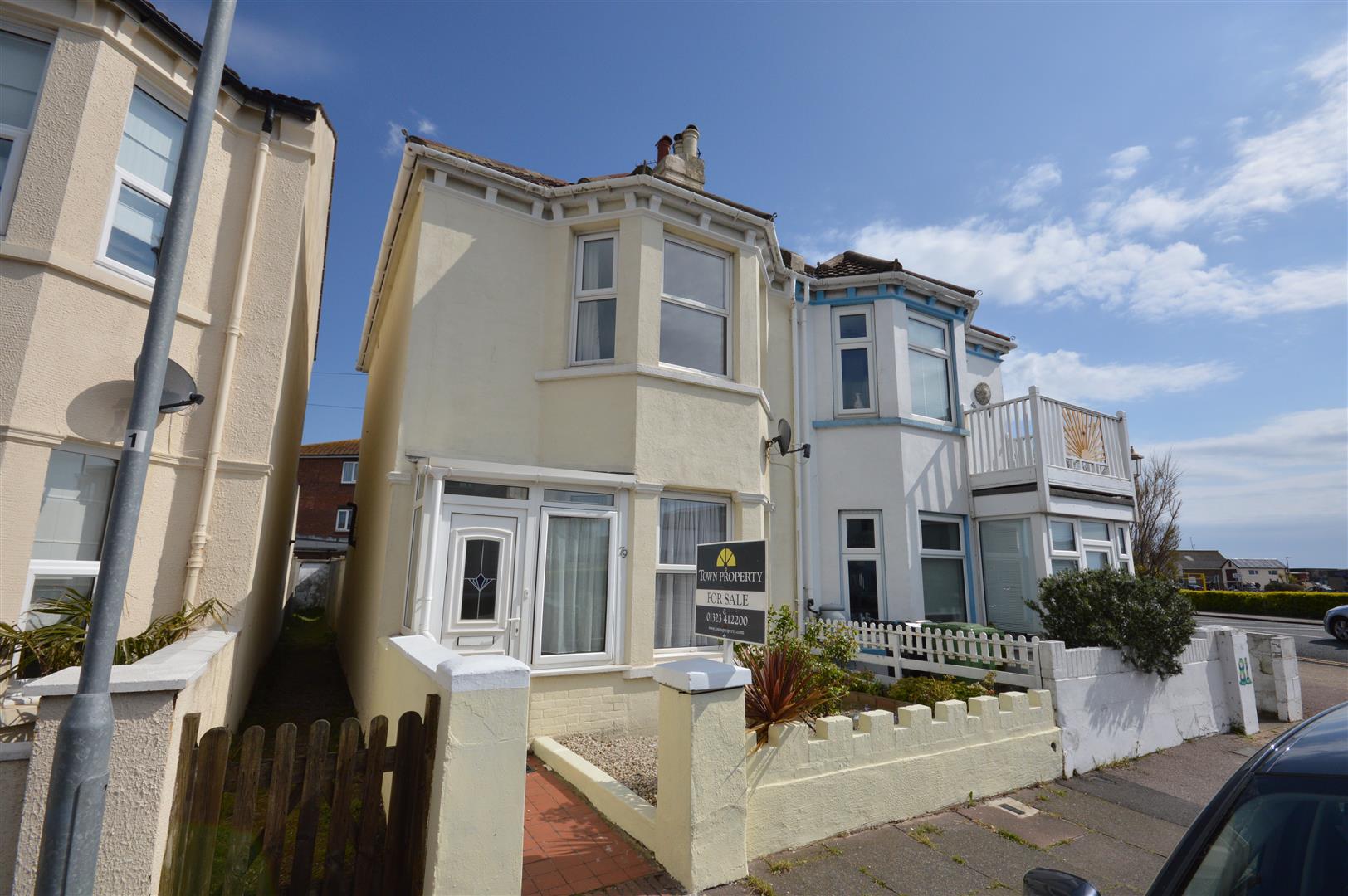 Property Details for Beach Road Eastbourne BN22 7HA Town Property Estate Agents. Eastbourne